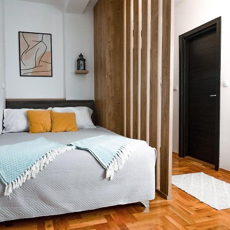 Soul Stan Na Dan Apartman Újvidék Kültér fotó