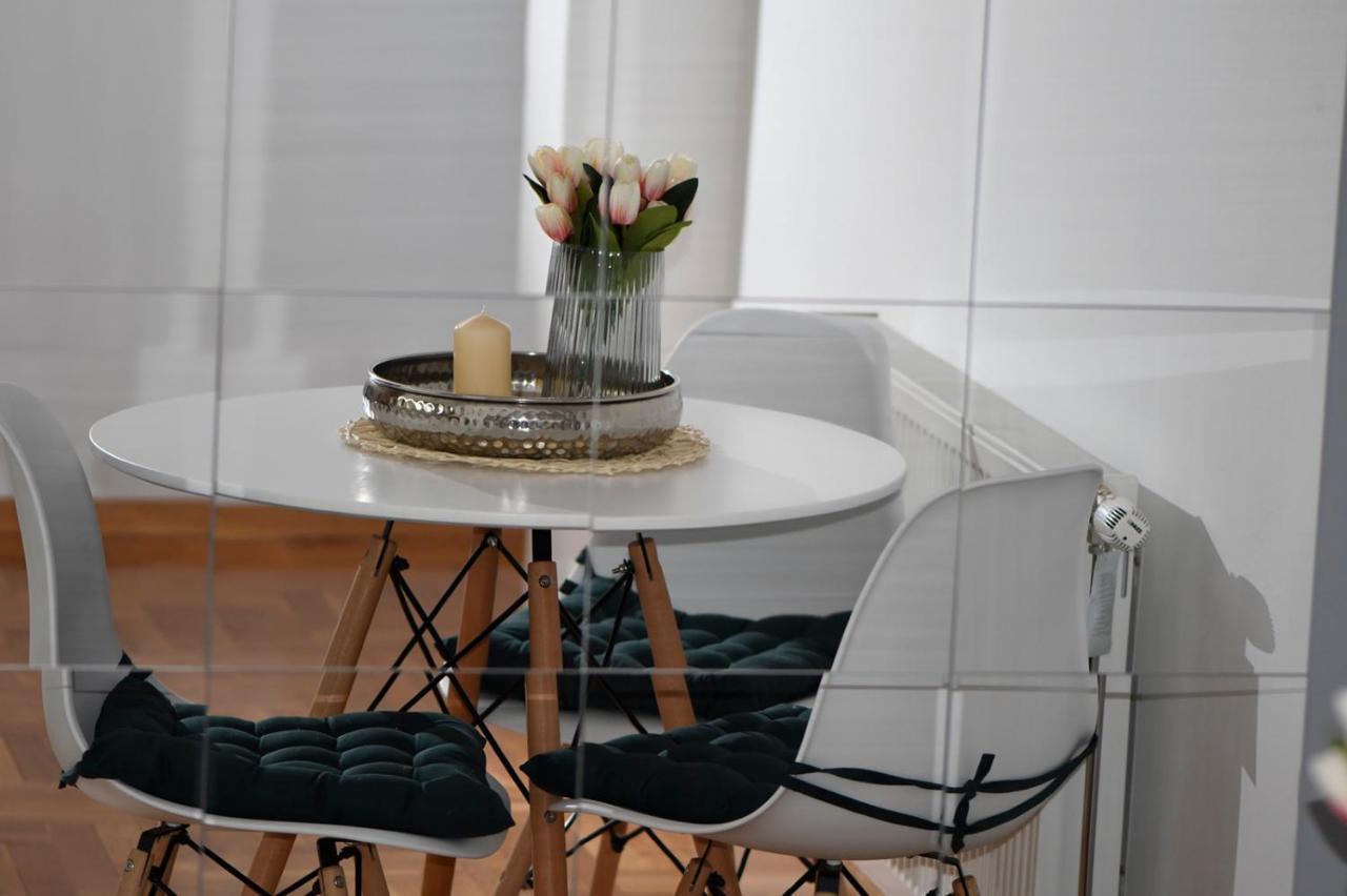 Soul Stan Na Dan Apartman Újvidék Kültér fotó