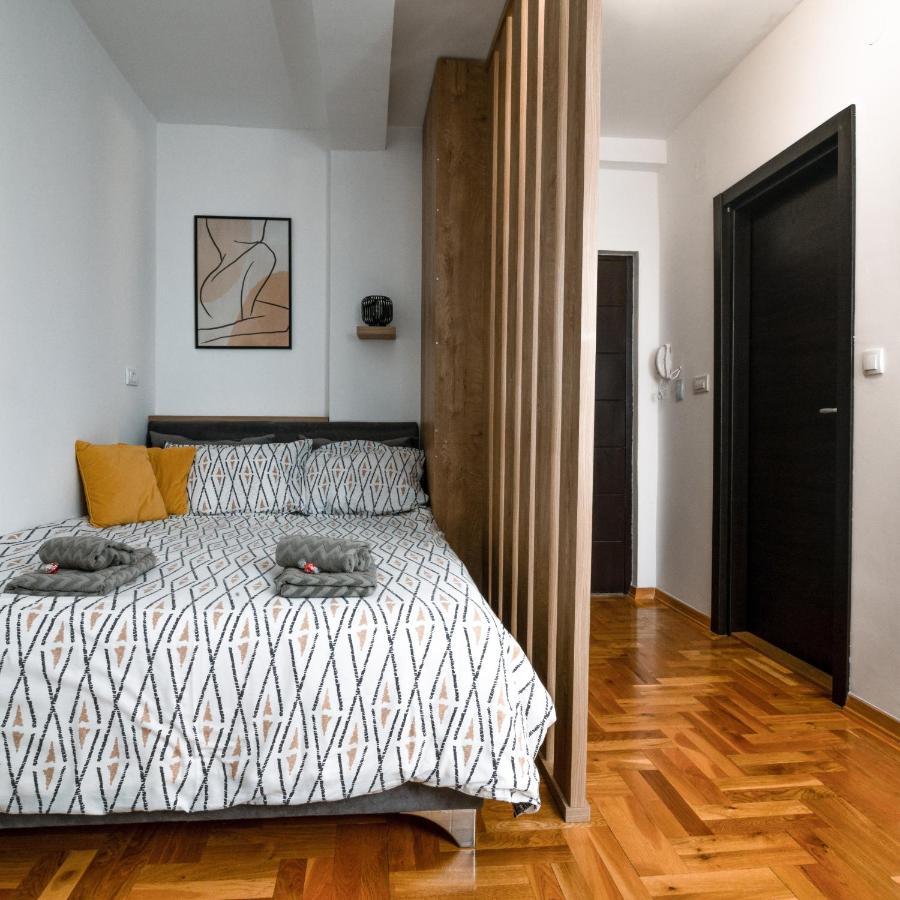 Soul Stan Na Dan Apartman Újvidék Kültér fotó